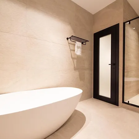 Luxury Marais Apartment *